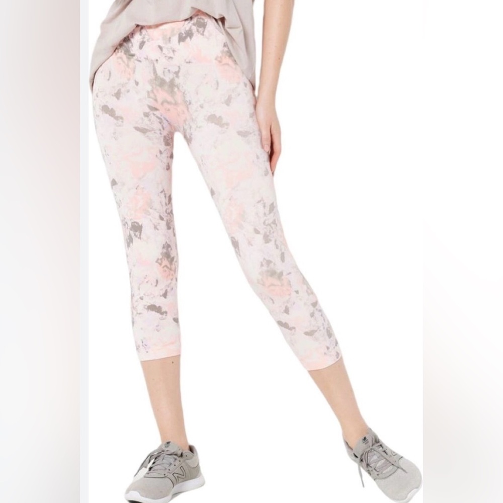 Breezies Tummy Smoothing Floral Capri Crop Leggings XL Stretch Shapewear‎